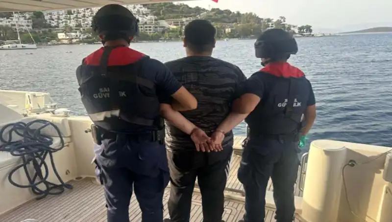Cinayetten Aranan Casper Çetesi Üyesi Polisten Kaçamadı!