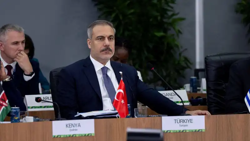 Yapay Zeka Tehdidi: Bakan Fidan BRICS Zirvesi’nde Uyarılarda Bulundu