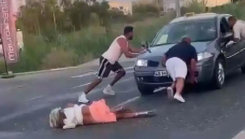 Fethiye'nin Gözde Plajında Şok Olay: İngiliz Turist Hayatını Kaybetti
