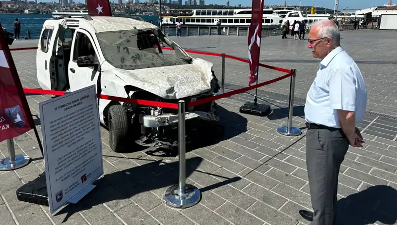 15 Temmuz’un İzleri: Tank Altında Kalan Araçlar Sergisi Açıldı