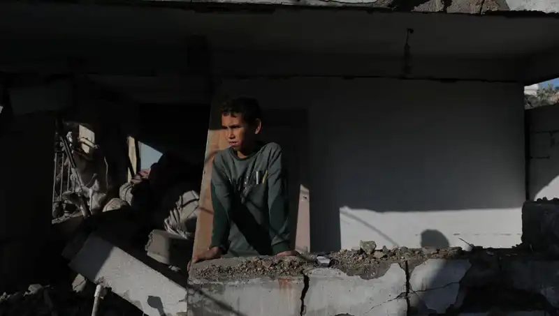 Gazze’de Tehlikeli Durum: Can Kaybı 52 Bini Aştı, Dünya İçi Karanlıkta Kalıyor
