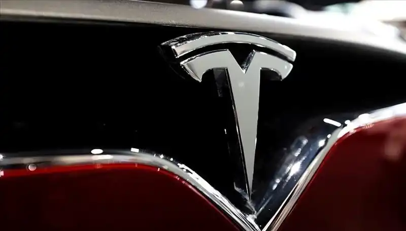 Tesla’da Koşullara Yanıt Veremeyen Ucuz Model Tartışması ve FSD Beklentisi