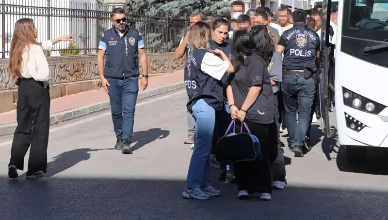 Türkiye'de 12 Milyonluk Escort Dolandırıcılığı: 6 İlde Şok Olay