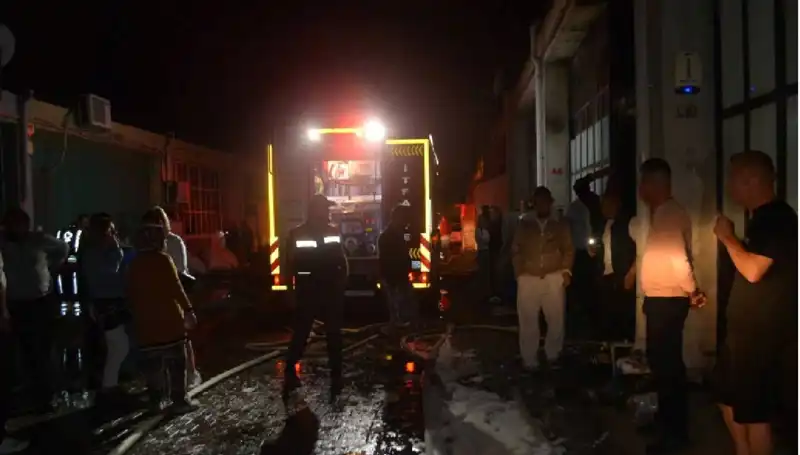Gözlük Fabrikasında Meydana Gelen Yangın, Hızla Kontrol Altına Alındı!