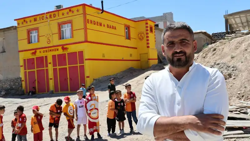 İki Süperstarın Hayranından İnanılmaz Hareket: Icardi ve Osimhen Duvarı!
