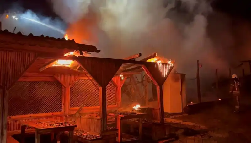 Şile'de Alev Alev Yanan Altı Gözleme Restoranı: Yangının Perde Arkası