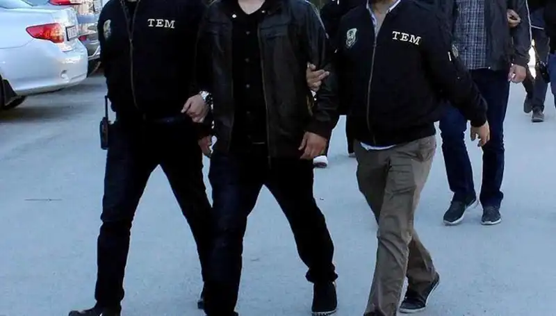 İstanbul'da Terör Operasyonunda 14 Kişi Gözaltına Alındı: Ayrıntılar Ortaya Çıktı
