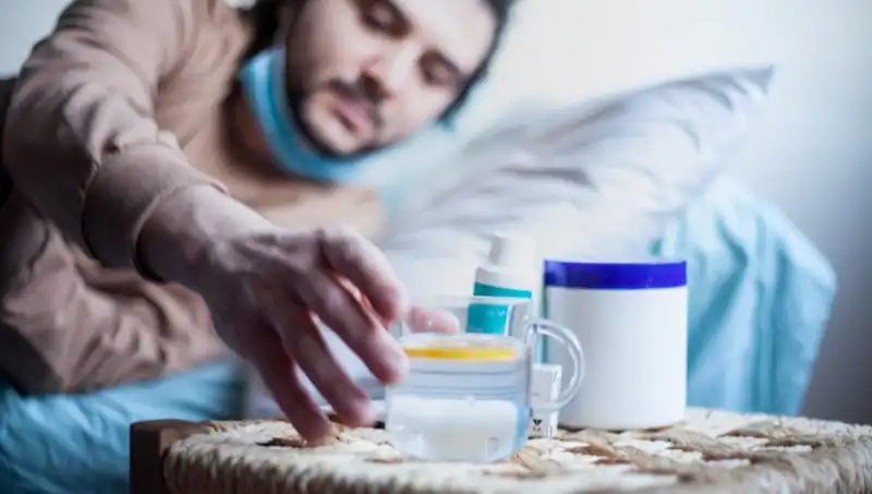 14 Yaşındaki Genç, Grip Belirtileriyle Yanlış Anlaşılan Hastalıktan Hayatını Kaybetti