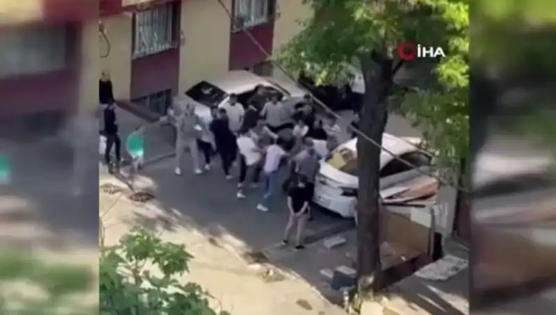 Madde Bağımlısına Zorla Kapı Açarak Başlayan İnanılmaz Olay