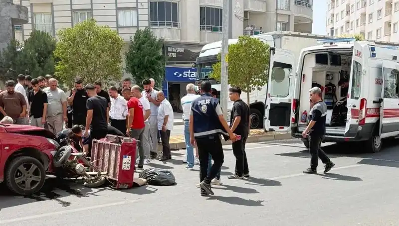 Mardin'de Trafik Kazası: İki Kişi Yaralandı, Olayın Detayları Ortaya Çıktı
