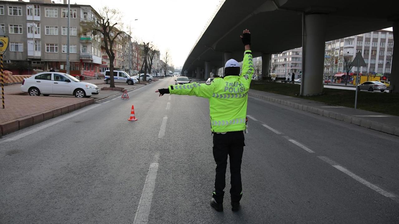 İstanbul'da Trafiği Etkileyecek Yollar Kapatılıyor