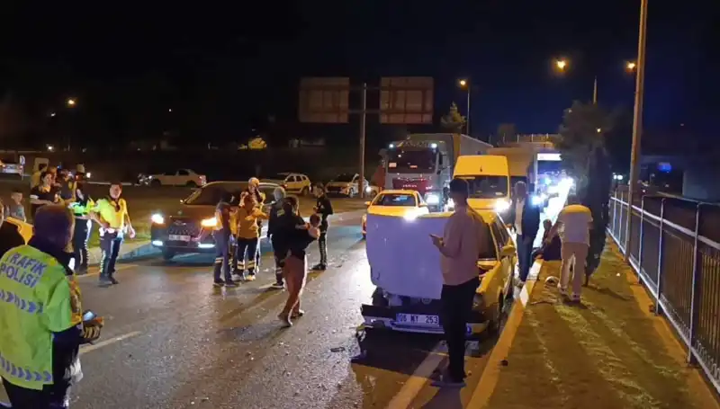 Otoyolda Korkunç Kaza: İki Çocukla Dört Yaralı, Ne Oldu?
