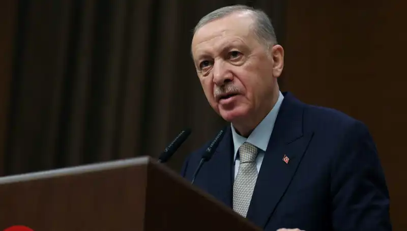 Cumhurbaşkanı Erdoğan’dan Sokak Terörü Açıklaması: Soygun Perdeleme Mi?