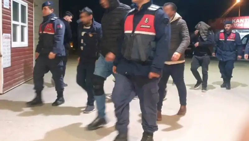 Bağ Evinde Uyuşturucu Partisi: Baskın Sonrası Şok Gerçekler!