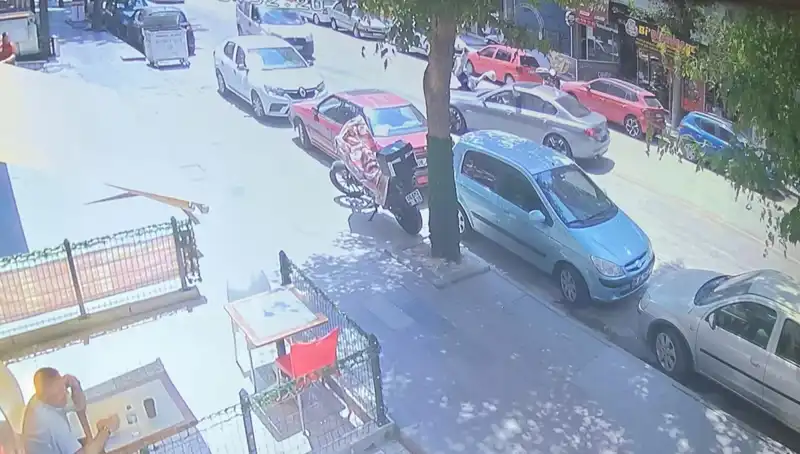 Karşıdan Karşıya Geçerken Araba Çarptı: Detaylar Ortaya Çıktı
