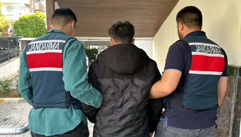 Türkiye'nin Dört İltinde Büyük Dolandırıcılık Operasyonu: 35 Kişi Tutuklandı