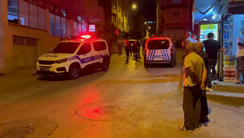 Firari Hükümlünün Yakalanmasına Engel Olmak İçin Polisi Yaraladılar!